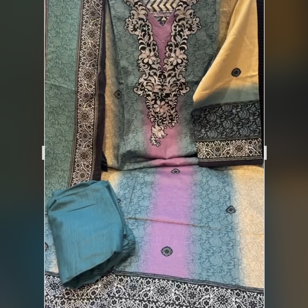 Beautiful soft khadder 3 pcs suit